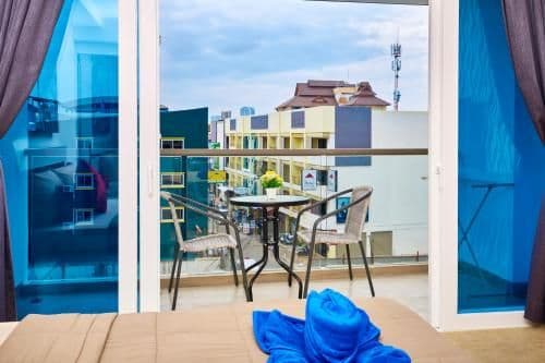 Studio Apartment