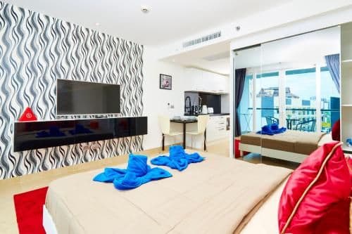Studio Apartment