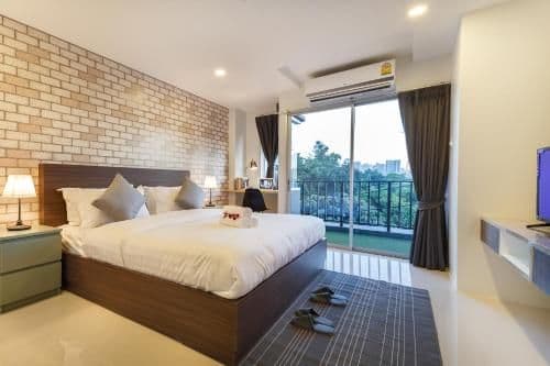 Deluxe Double Room with Balcony
