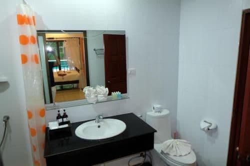 Family One-Bedroom Suite with Pool View