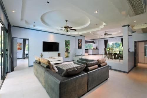 Five-Bedroom Villa with Private Pool
