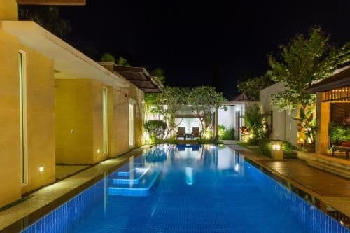 Villa - Beach Front