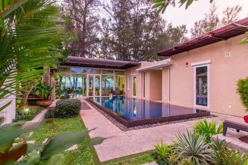 Villa - Beach Front