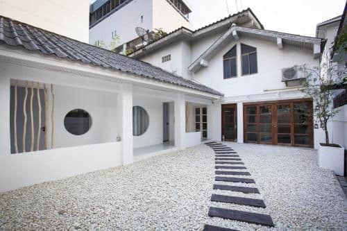 Queen Room with Garden View