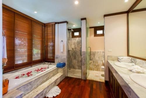 Villa with Sea View