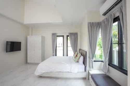Family Room with Private Bathroom
