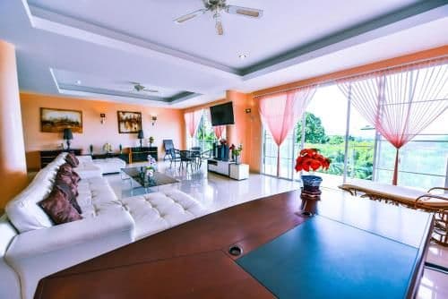 Apartment with Sea View