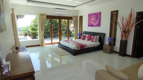 Villa with Sea View