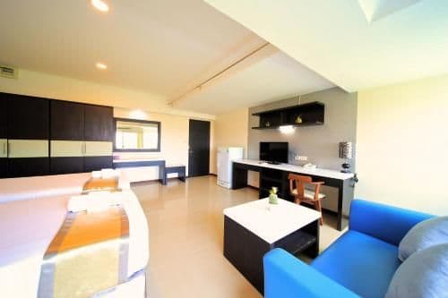 Deluxe Suite