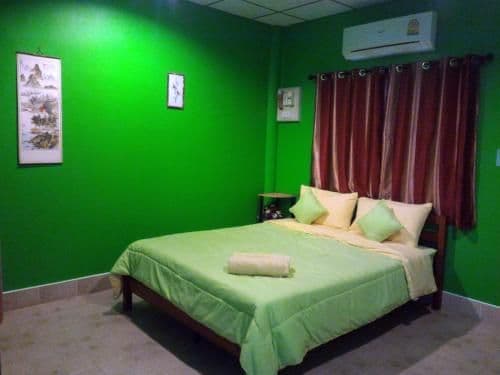 Queen Room
