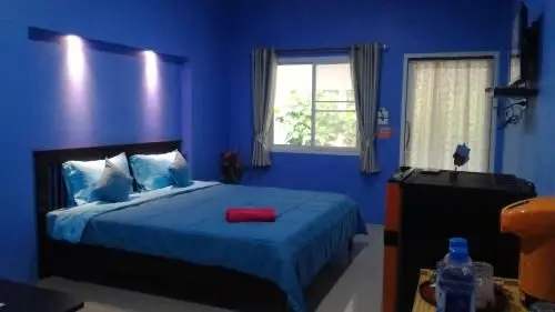 Baan Benjathip Baan Benjathip