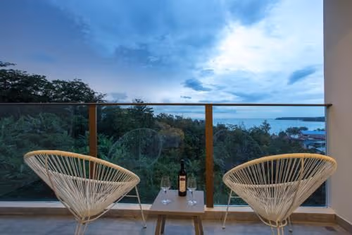 Studio Apartment with Sea View