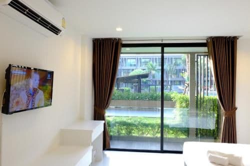 Superior Room with Pool View