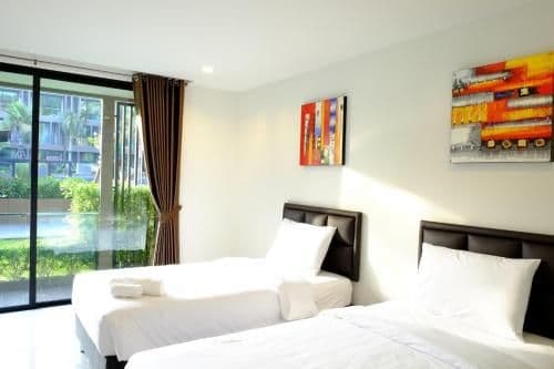 Superior Room with Pool View