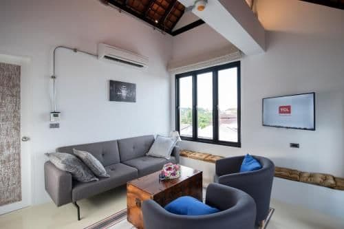 Suite with Hot Tub