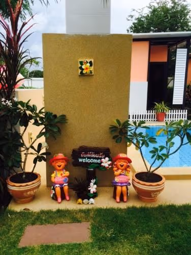 One-Bedroom Bungalow