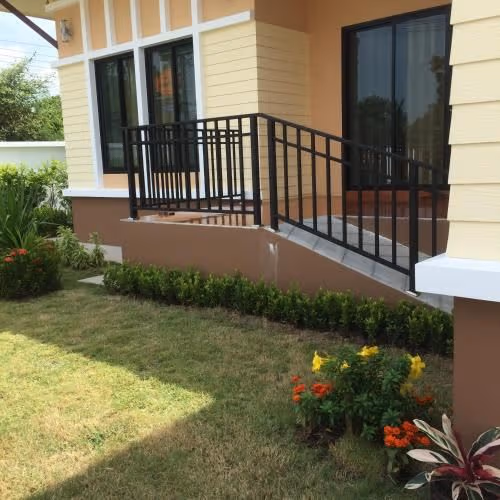 Bungalow with Garden View