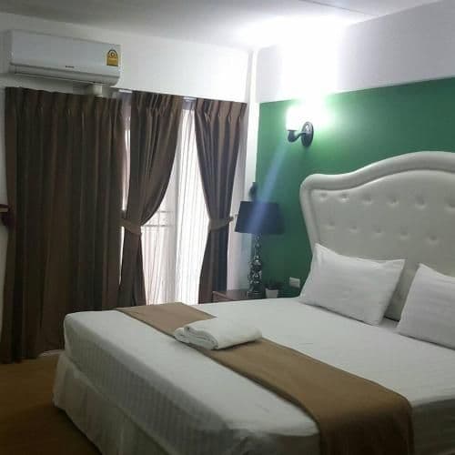Deluxe Double or Twin Room