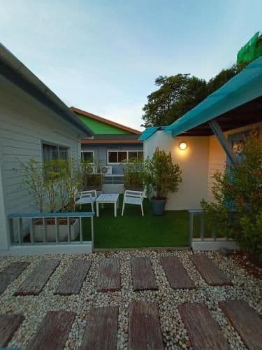 Double or Twin Room with Terrace