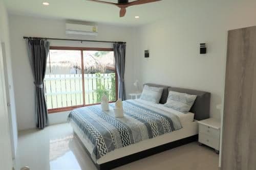 Villa - Beach Front