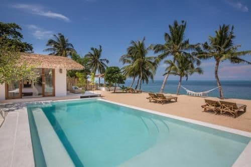 Villa - Beach Front