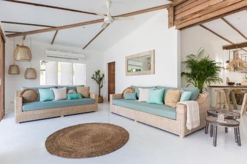 Villa - Beach Front