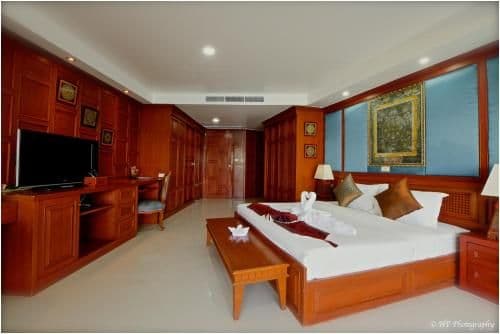 Villa with Sea View