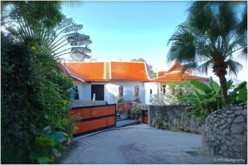 Villa with Sea View