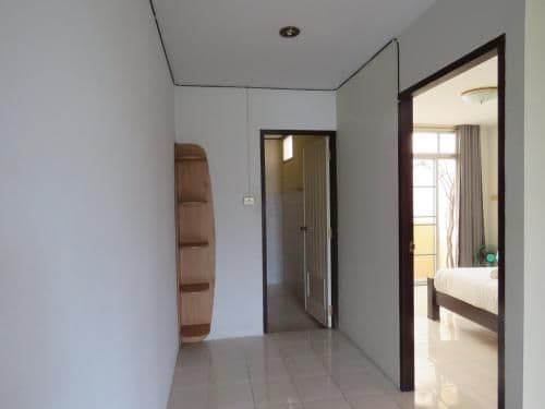 Three-Bedroom Townhouse