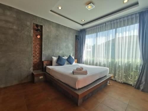 Queen Room with Pool View