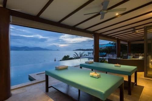 Villa - Beach Front