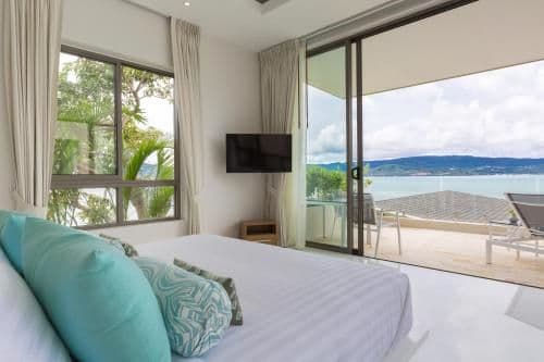 Villa - Beach Front