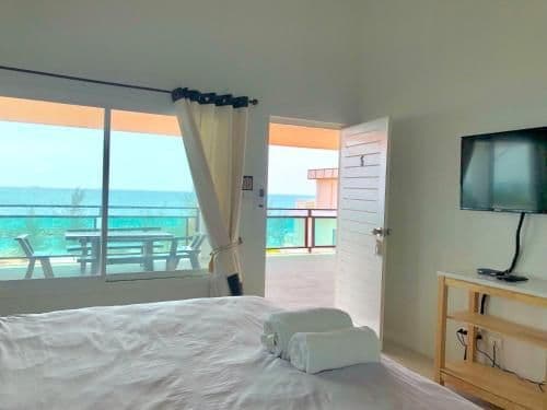 Large Double or Twin Room