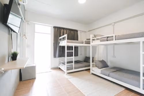 Quadruple Room with Private Bathroom