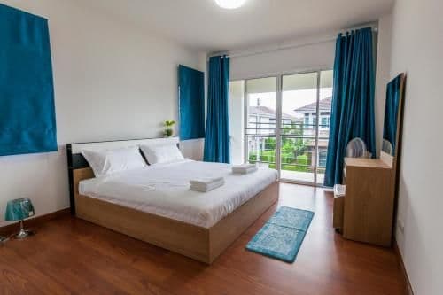 Soothing and Relaxing Jinbei Villa 208