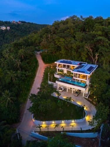 Villa with Sea View