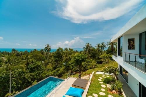 Villa with Sea View