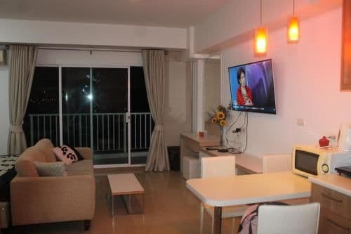 Studio Apartment