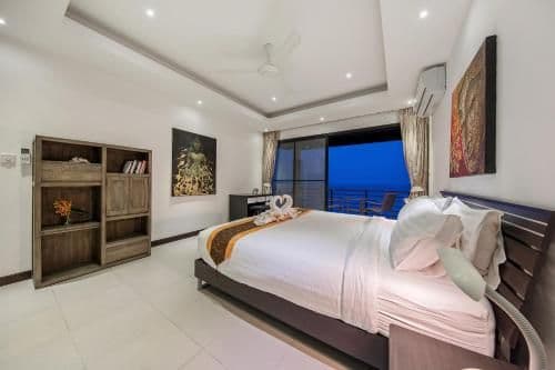 Villa with Sea View