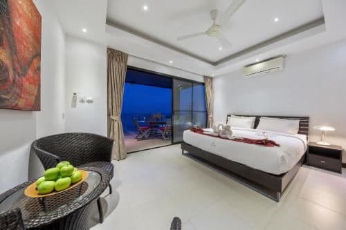 Villa with Sea View