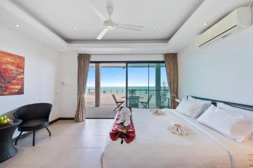 Villa with Sea View