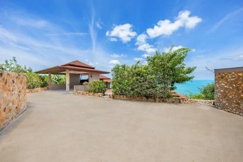 Villa with Sea View