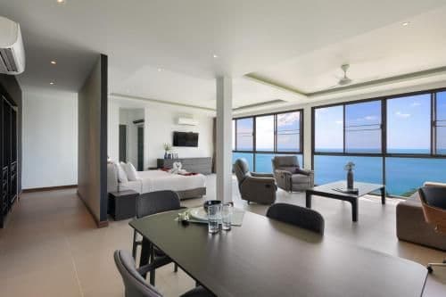Villa with Sea View