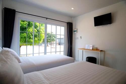 Standard Twin Room
