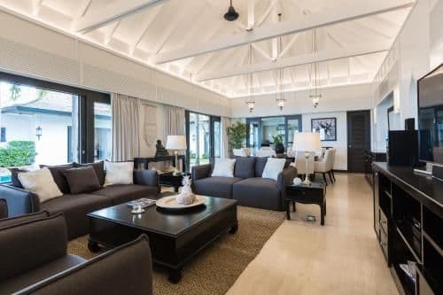 Villa Champak - 5 Bedroom Beachfront Villa