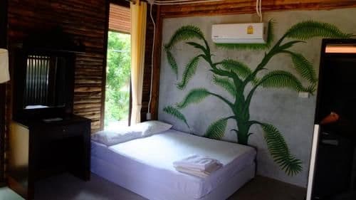 Bungalow with Garden View