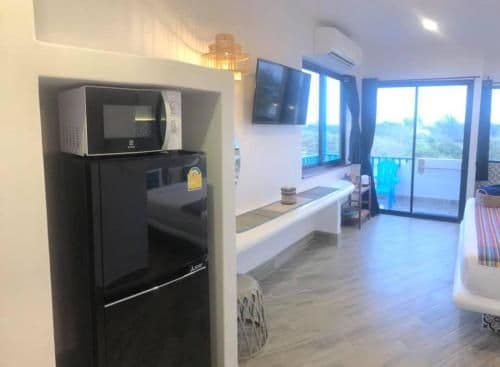 Deluxe Double Room with Balcony and Sea View