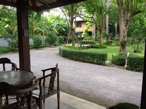 Standard Twin Room with Garden View