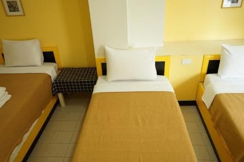 Basic Triple Room with Shared Bathroom
