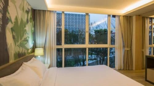 Deluxe Double or Twin Room with Balcony